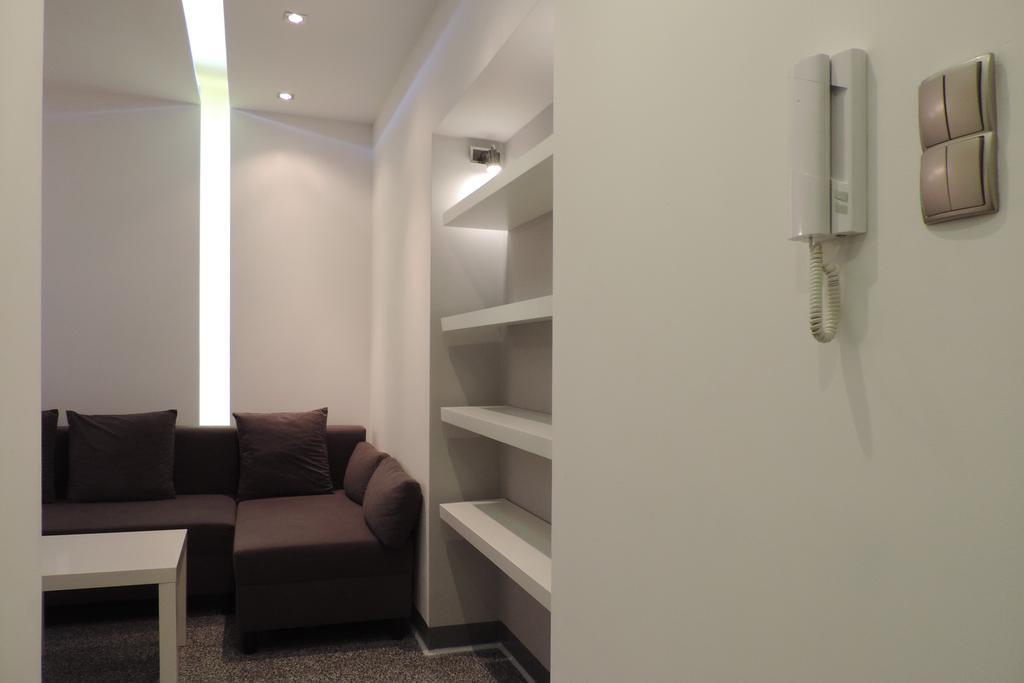 Apartament Pauza ワルシャワ エクステリア 写真