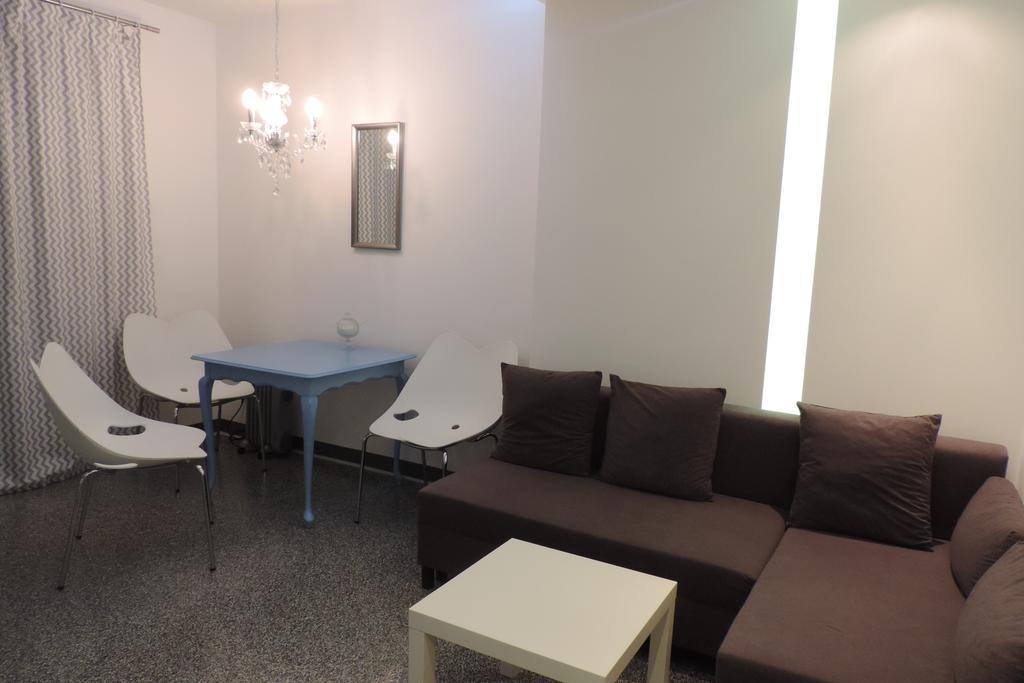 Apartament Pauza ワルシャワ エクステリア 写真