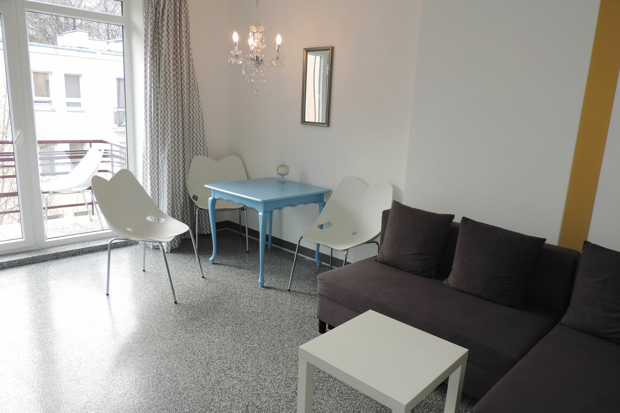 Apartament Pauza ワルシャワ エクステリア 写真